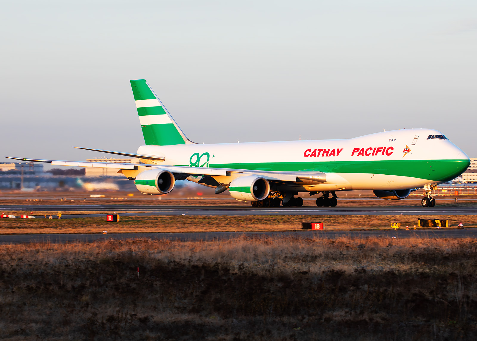 Emirates Airbus A380 Takeoff Frankfurt Airport<br />
A6-EOQ